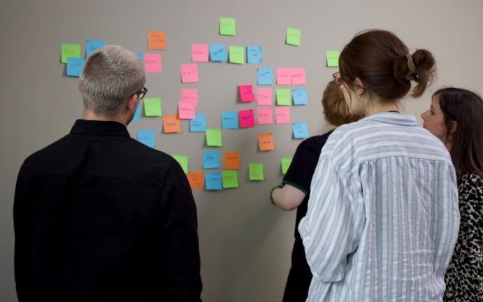 Magnetic employees in a workshop